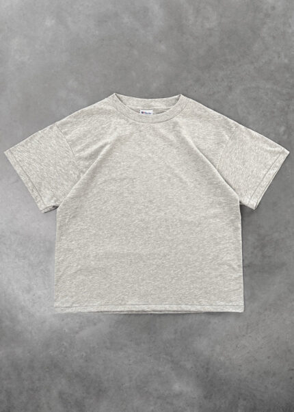 AKIMBO “CHAIN-PEEKER” SINGLE STITCHED TEE HEATHER GREY