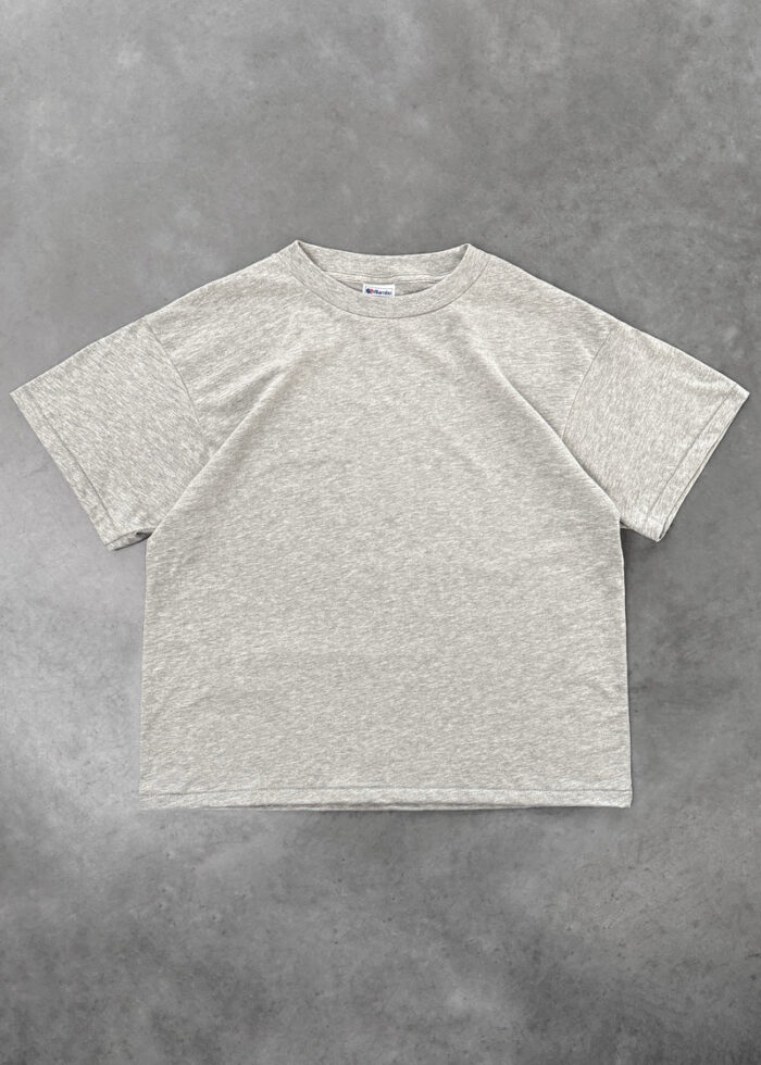 AKIMBO “CHAIN-PEEKER” SINGLE STITCHED TEE HEATHER GREY